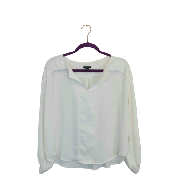 Ann Taylor Tops - ANN TAYLOR BLOUSE